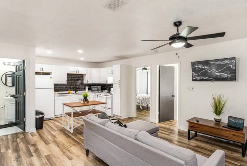 House for rent at 2301 Carlton Dr #1, Orlando, FL 32806