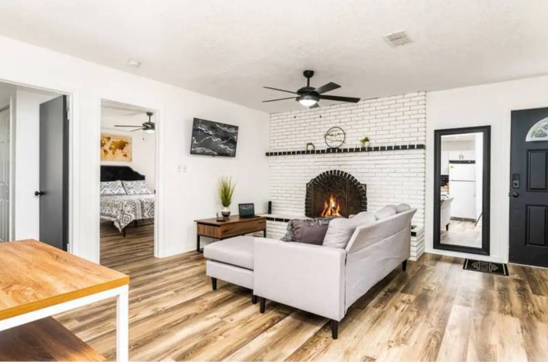 House for rent at 2301 Carlton Dr #1, Orlando, FL 32806
