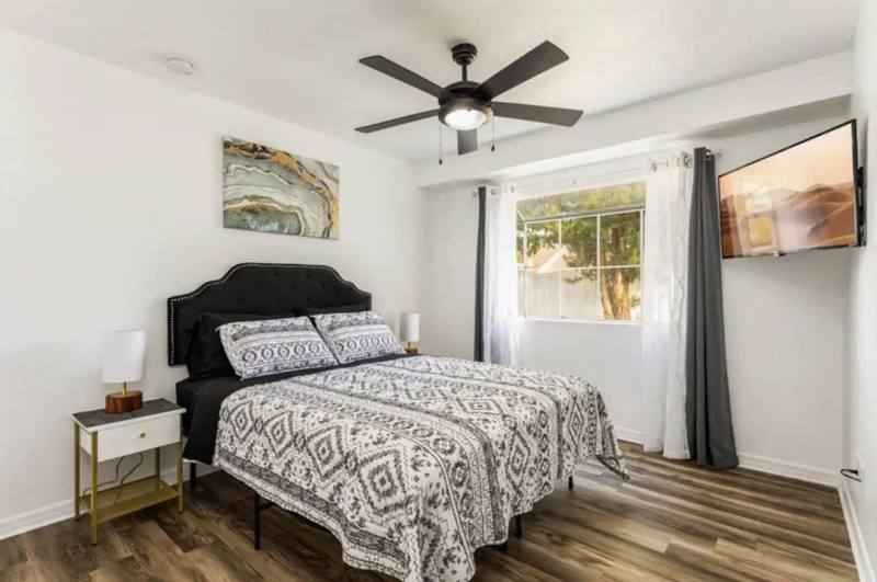 House for rent at 2301 Carlton Dr #1, Orlando, FL 32806