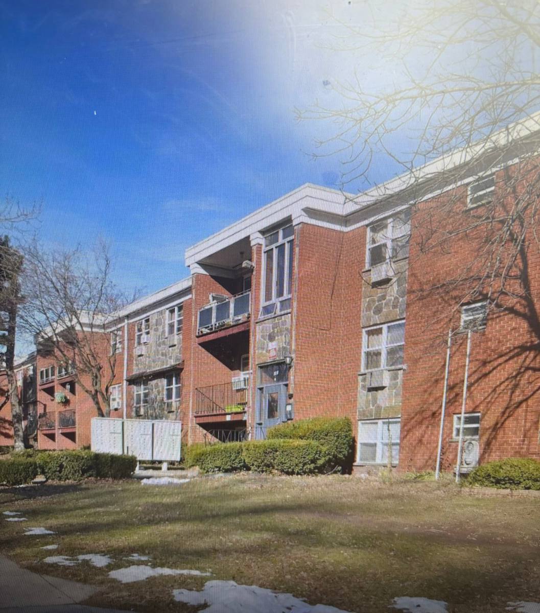 Apartment for rent at 363 Park Ave #F, Orange, NJ 07050
