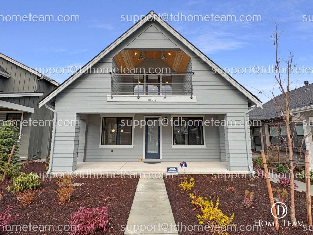 House for rent at 10339 135th Circle NE, Kirkland, WA 98033