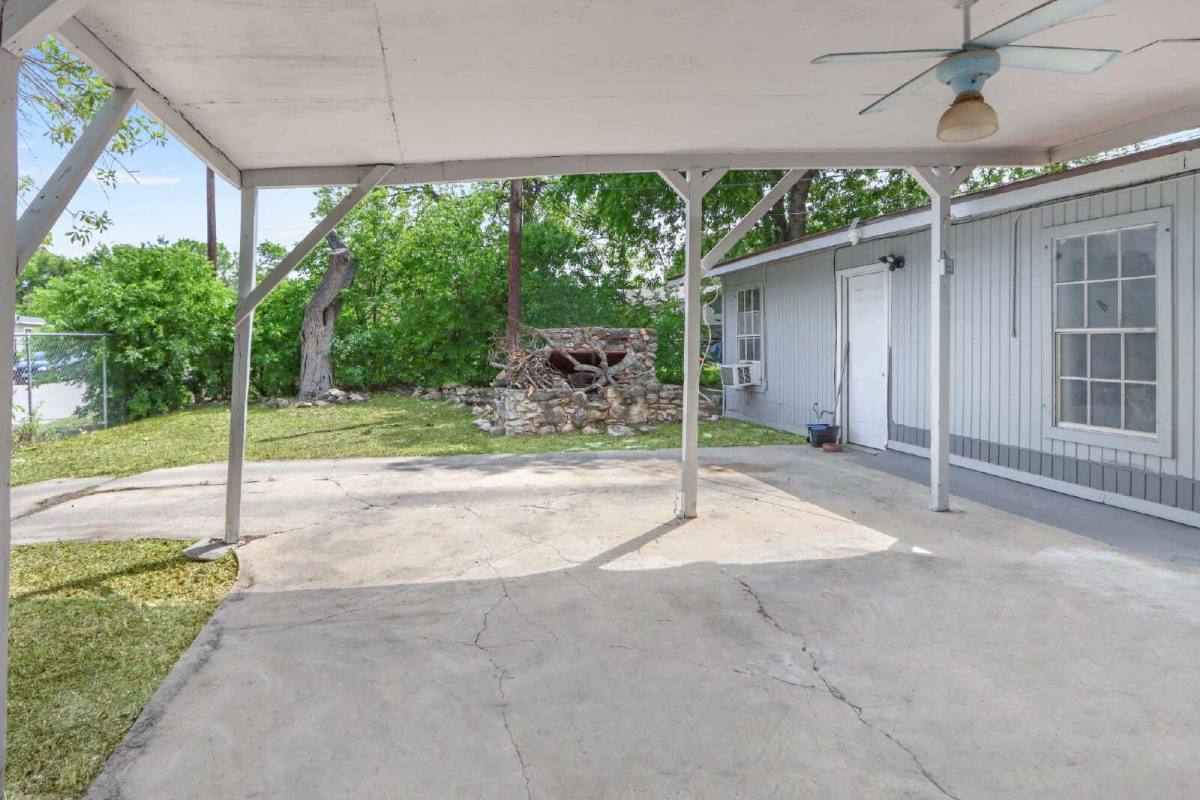 Townhouse for rent at 4602 Centralia Dr #CASITA, San Antonio, TX 78237
