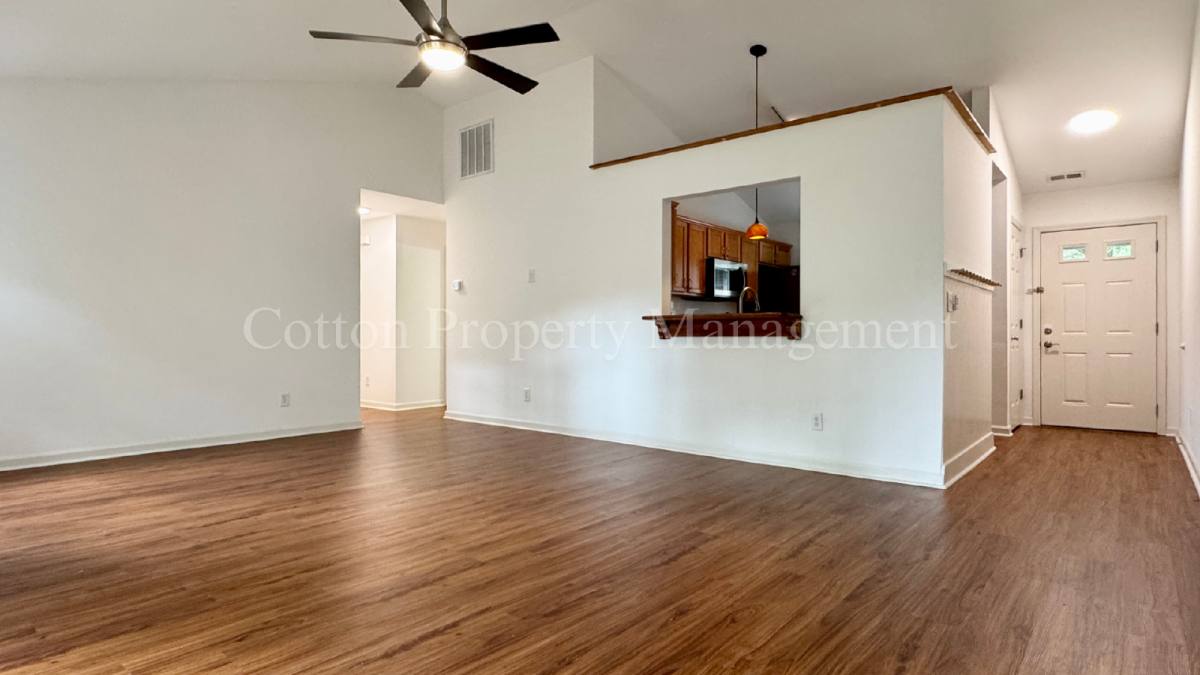 Apartment for rent at 5138 Greenville Loop Rd #D, Wilmington, NC 28409