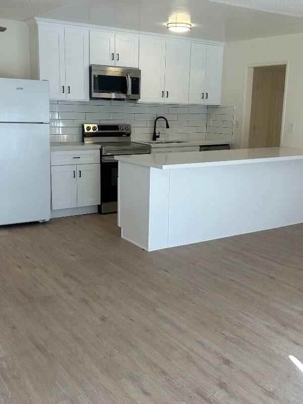 Apartment for rent at 10200 De Soto Ave #324, Chatsworth, CA 91311