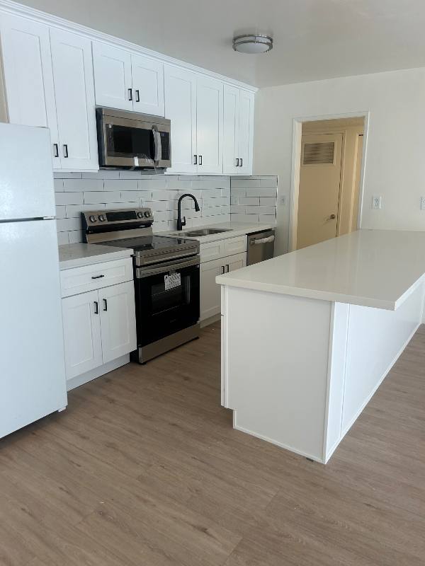 Apartment for rent at 10200 De Soto Ave #324, Chatsworth, CA 91311