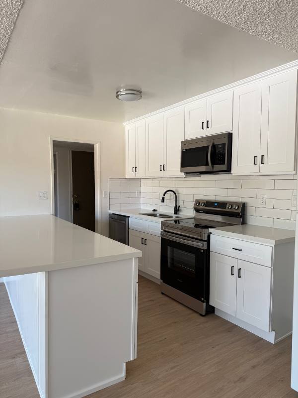 Apartment for rent at 10200 De Soto Ave #324, Chatsworth, CA 91311