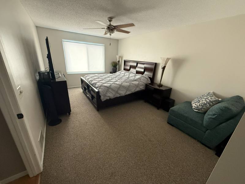 Townhouse for rent at 4125 Goldenrod Lane N, Minneapolis, MN 55441