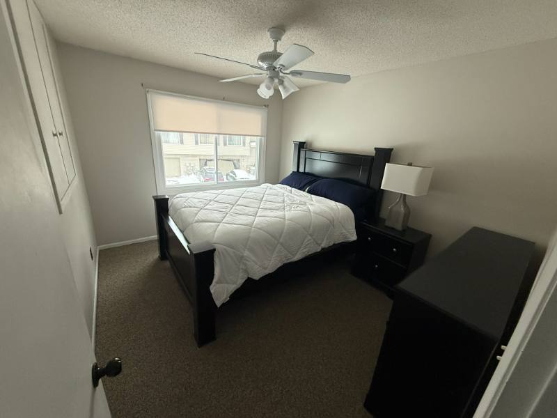 Townhouse for rent at 4125 Goldenrod Lane N, Minneapolis, MN 55441