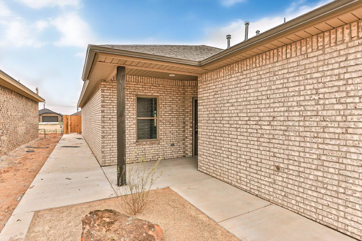 House for rent at 1026 N 7th St, Wolfforth, TX 79382