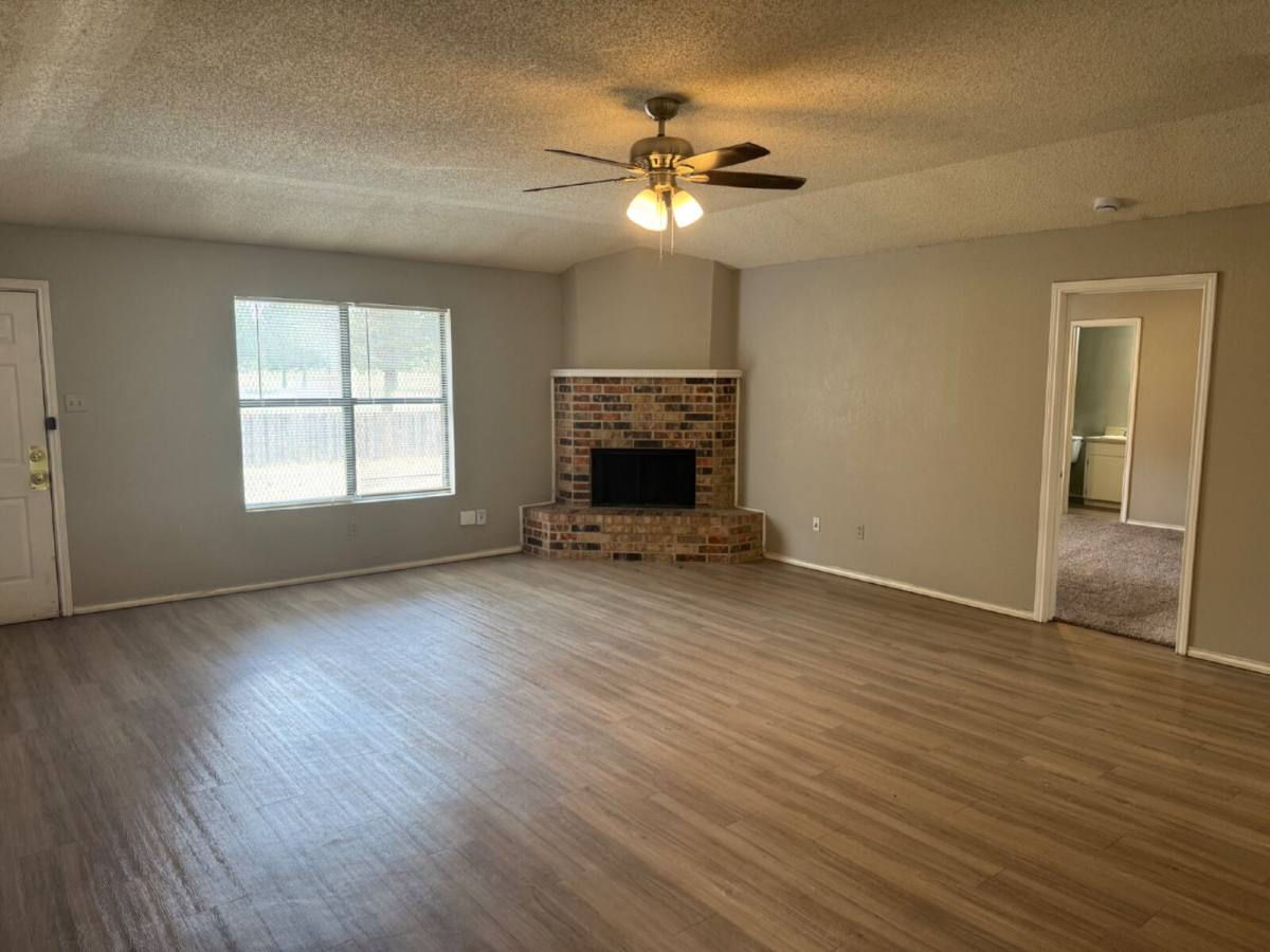 House for rent at 204 Genoa Ave, Lubbock, TX 79416