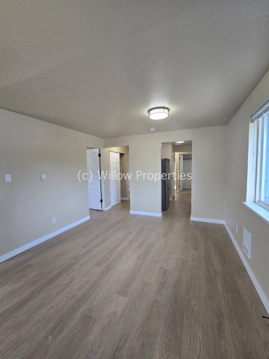 Apartment for rent at 12020 Edgewood Ave SW #1, Lakewood, WA 98498