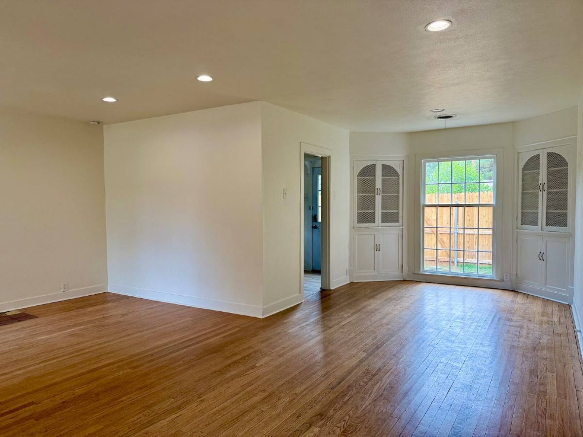 Townhouse for rent at 2832 24th St, Lubbock, TX 79410