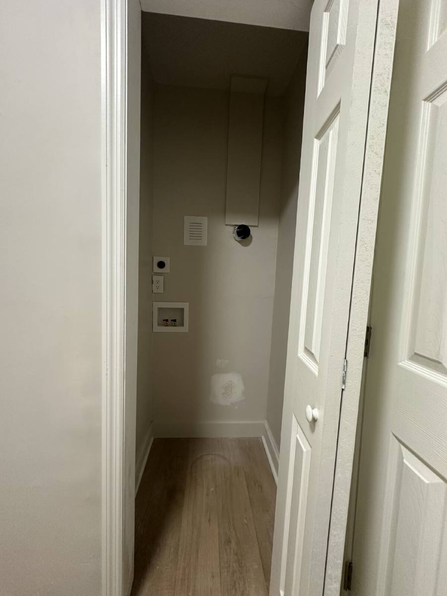Apartment for rent at 5109 Jacksboro Pike #F6, Knoxville, TN 37918