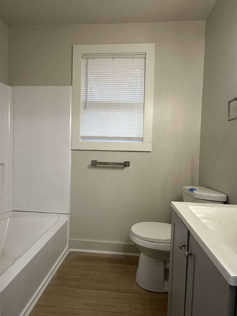 Apartment for rent at 5109 Jacksboro Pike #F6, Knoxville, TN 37918