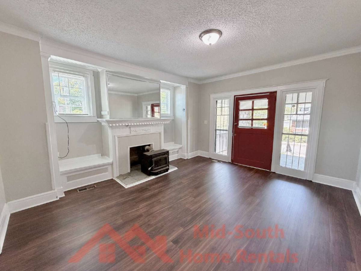 House for rent at 1561 Foster Ave, Memphis, TN 38106