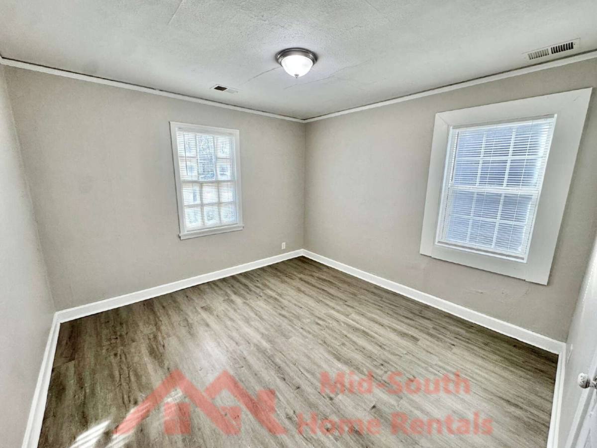 House for rent at 3472 Hadley Rd, Memphis, TN 38111