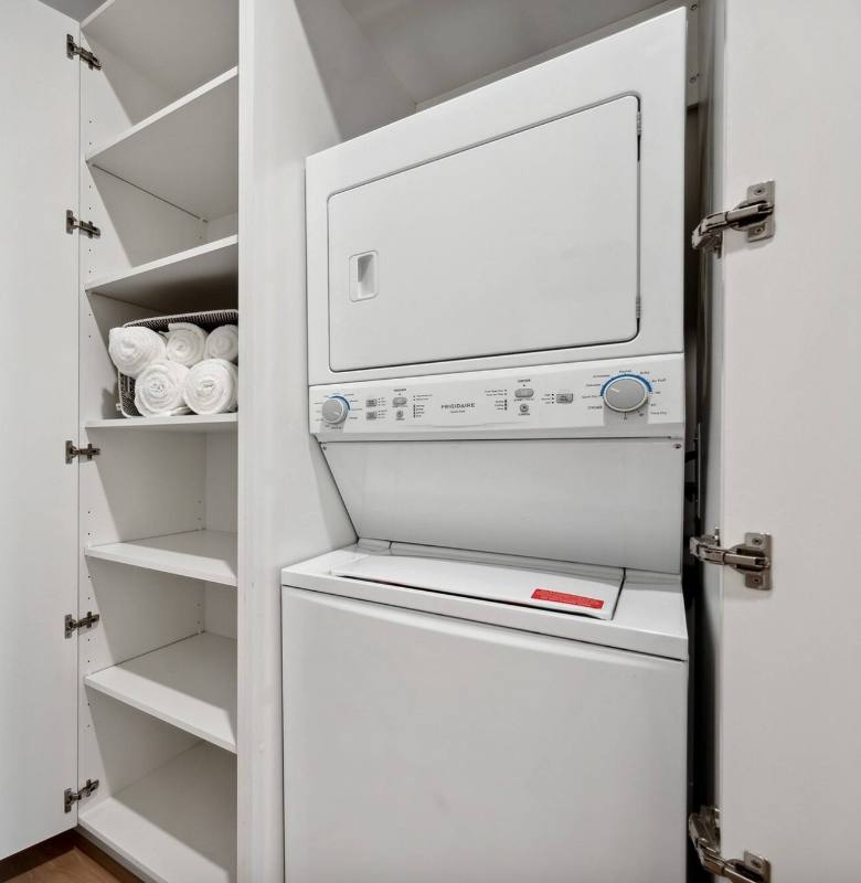 Apartment for rent at 225 W Huron #625, Chicago, IL 60654