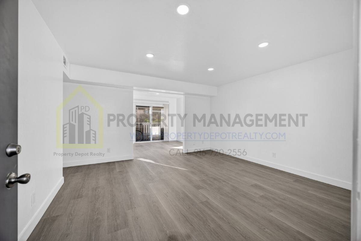 Apartment for rent at 2205 15th Ave #1, Sacramento, CA 95822