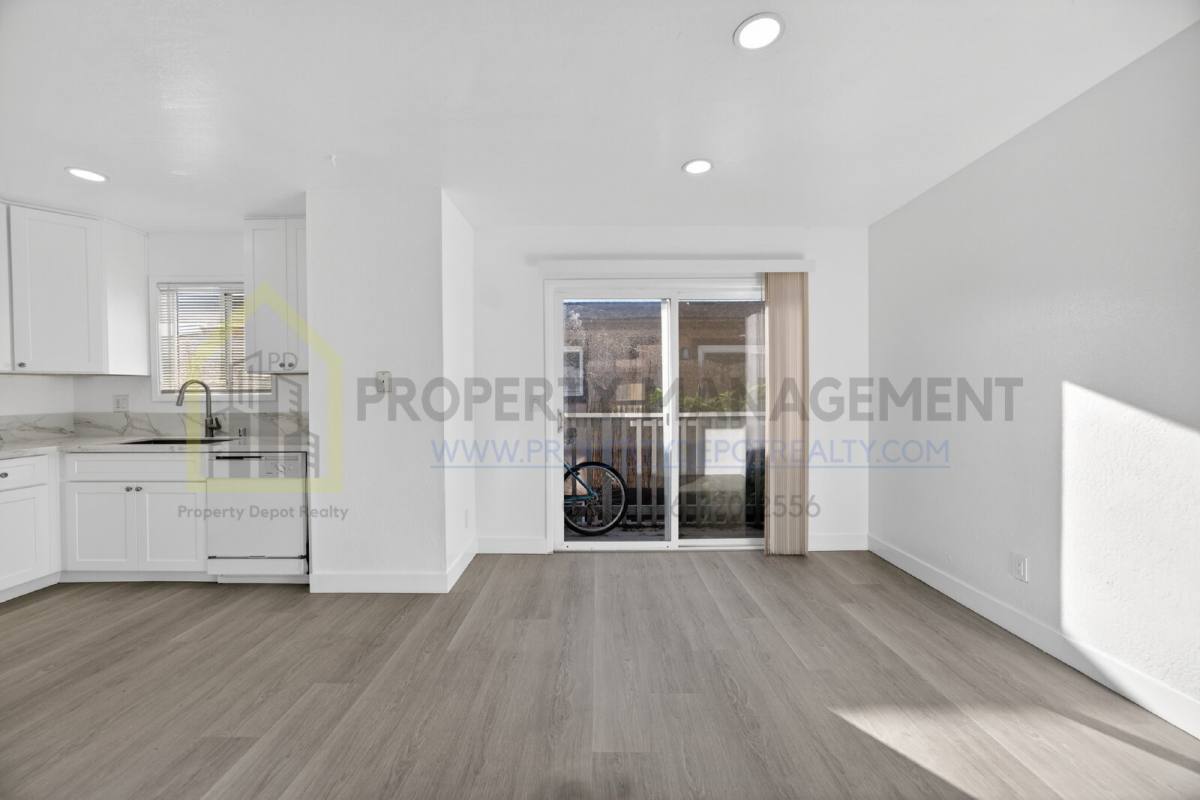 Apartment for rent at 2205 15th Ave #1, Sacramento, CA 95822