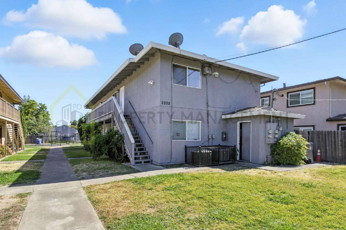 Apartment for rent at 2205 15th Ave #1, Sacramento, CA 95822
