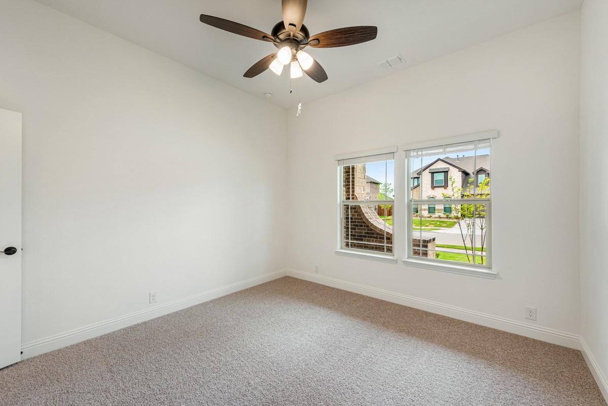 House for rent at 1073 Canuela Way, Justin, TX 76247