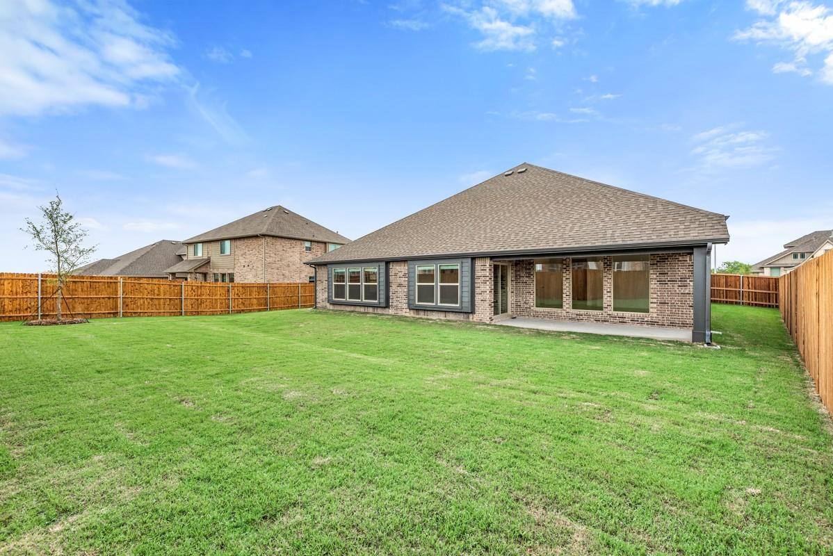 House for rent at 1073 Canuela Way, Justin, TX 76247