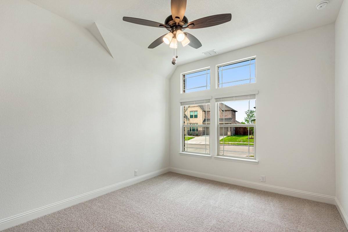 House for rent at 1073 Canuela Way, Justin, TX 76247