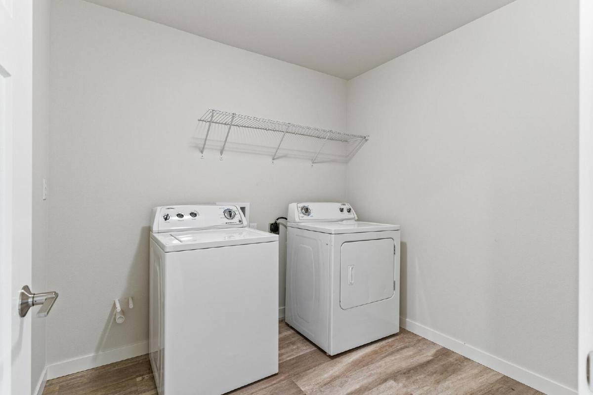 House for rent at 18130 133rd Ave E, Puyallup, WA 98374