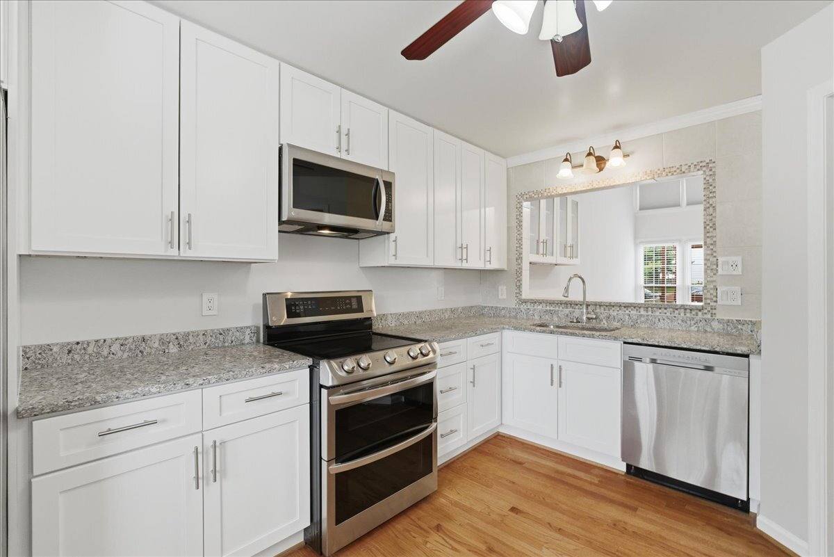 Townhouse for rent at 13937 Middle Creek Place, Centreville, VA 20121