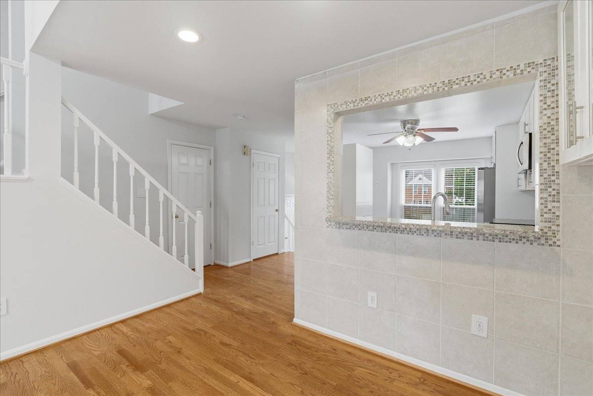 Townhouse for rent at 13937 Middle Creek Place, Centreville, VA 20121