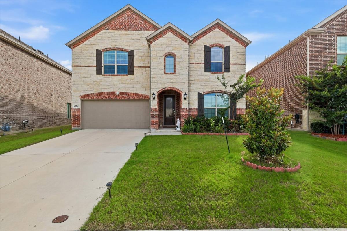 House for rent at 8309 Gray Squirrel Lane, McKinney, TX 75071