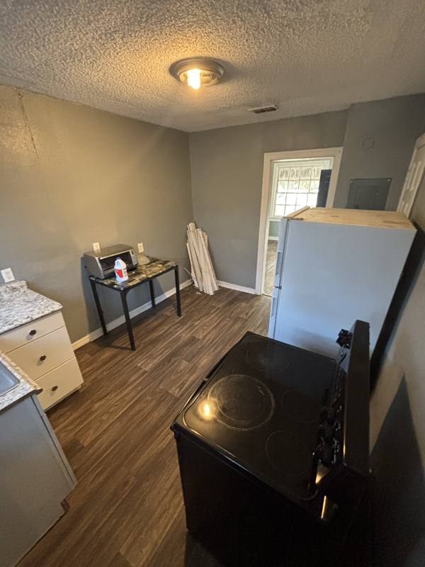 Apartment for rent at 3305 N Laura St, Jacksonville, FL 32206