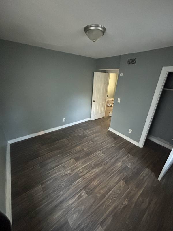Apartment for rent at 3305 N Laura St, Jacksonville, FL 32206
