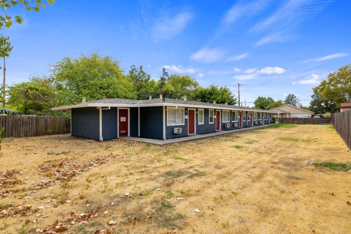 Apartment for rent at 2720 Forrest St #2, Sacramento, CA 95815