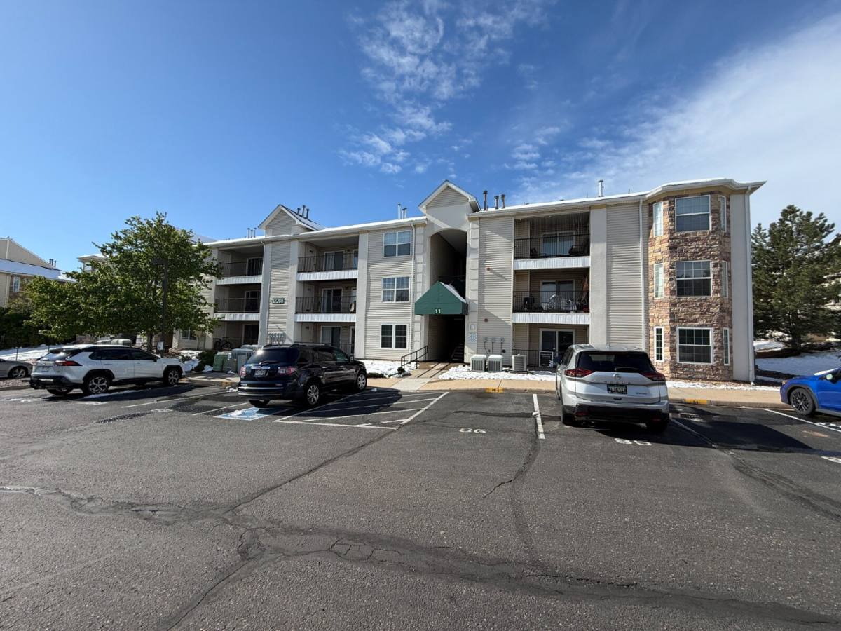 Apartment for rent at 12208 W Dorado Place #302, Littleton, CO 80127