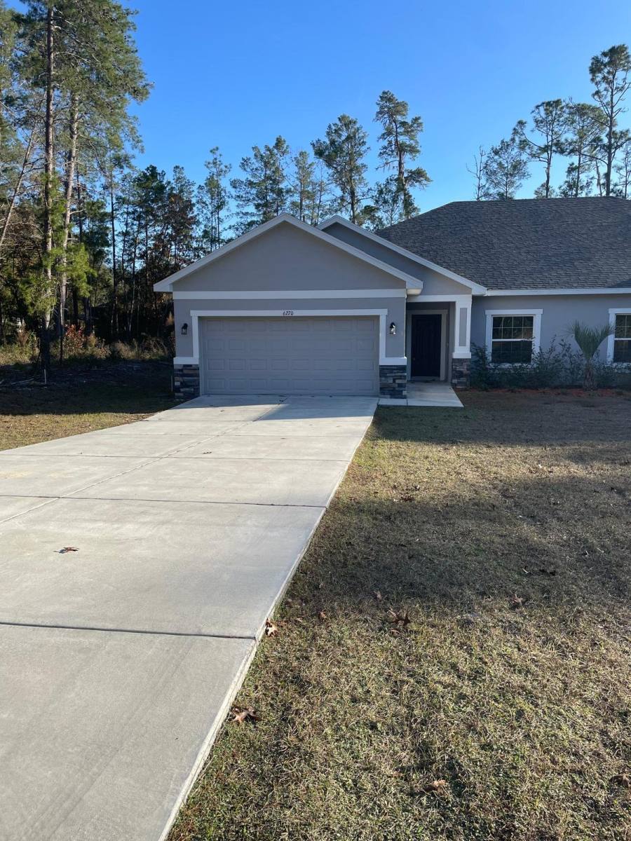 Apartment for rent at 6270 W Oak Park Blvd, Homosassa, FL 34446