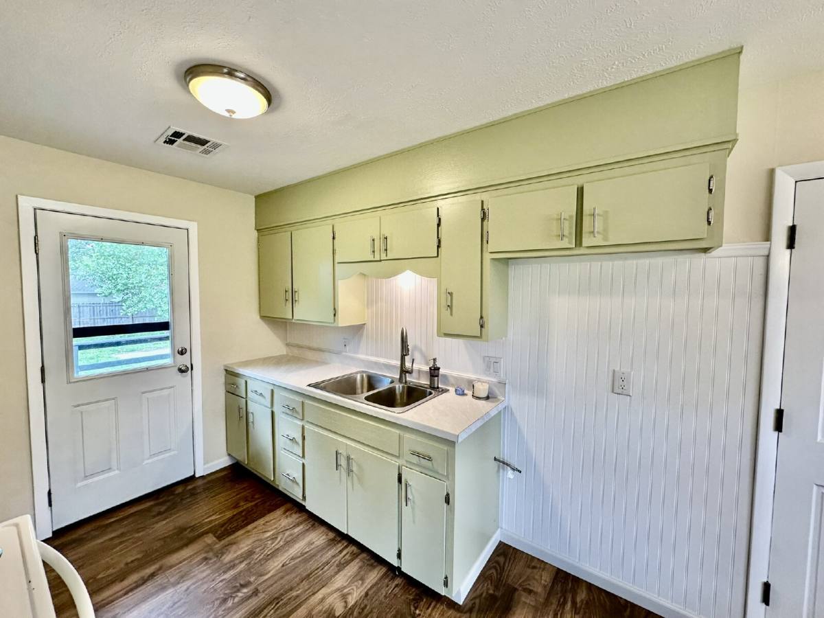 House for rent at 1202 SE E St, Bentonville, AR 72712
