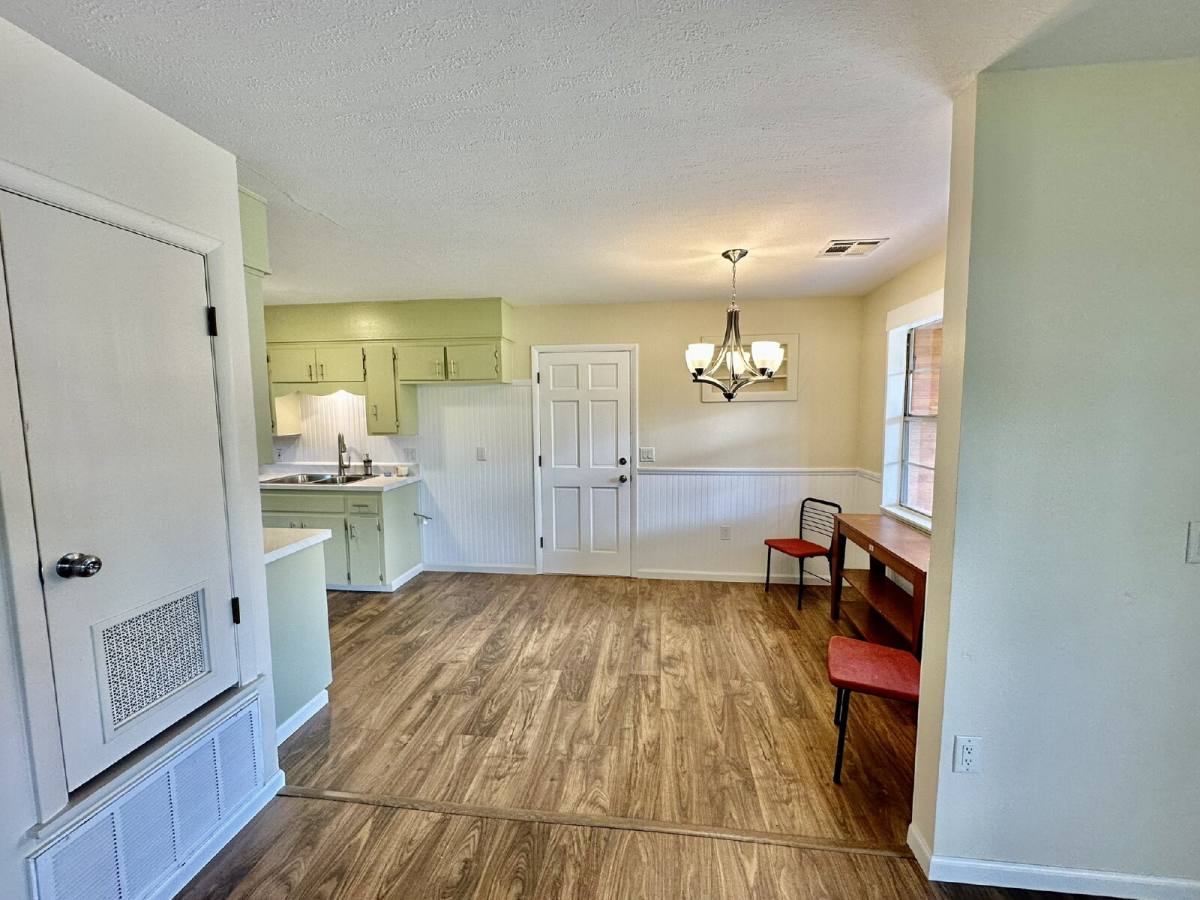 House for rent at 1202 SE E St, Bentonville, AR 72712