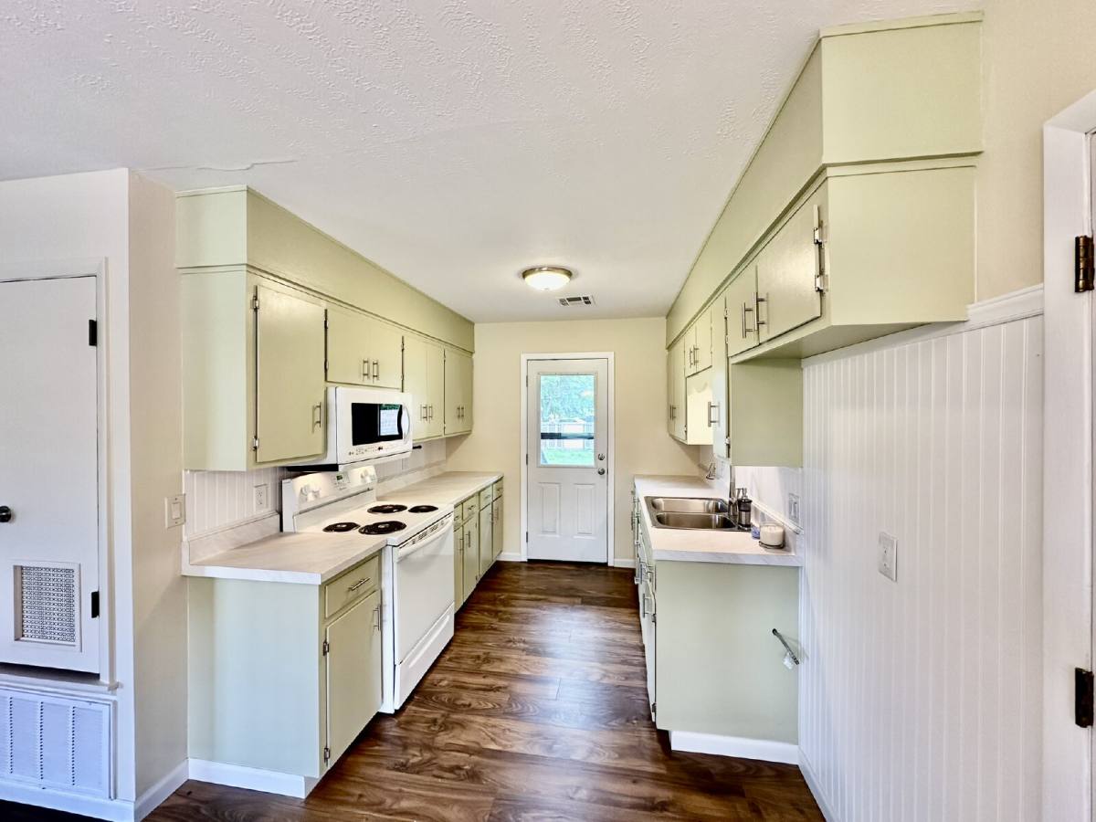 House for rent at 1202 SE E St, Bentonville, AR 72712