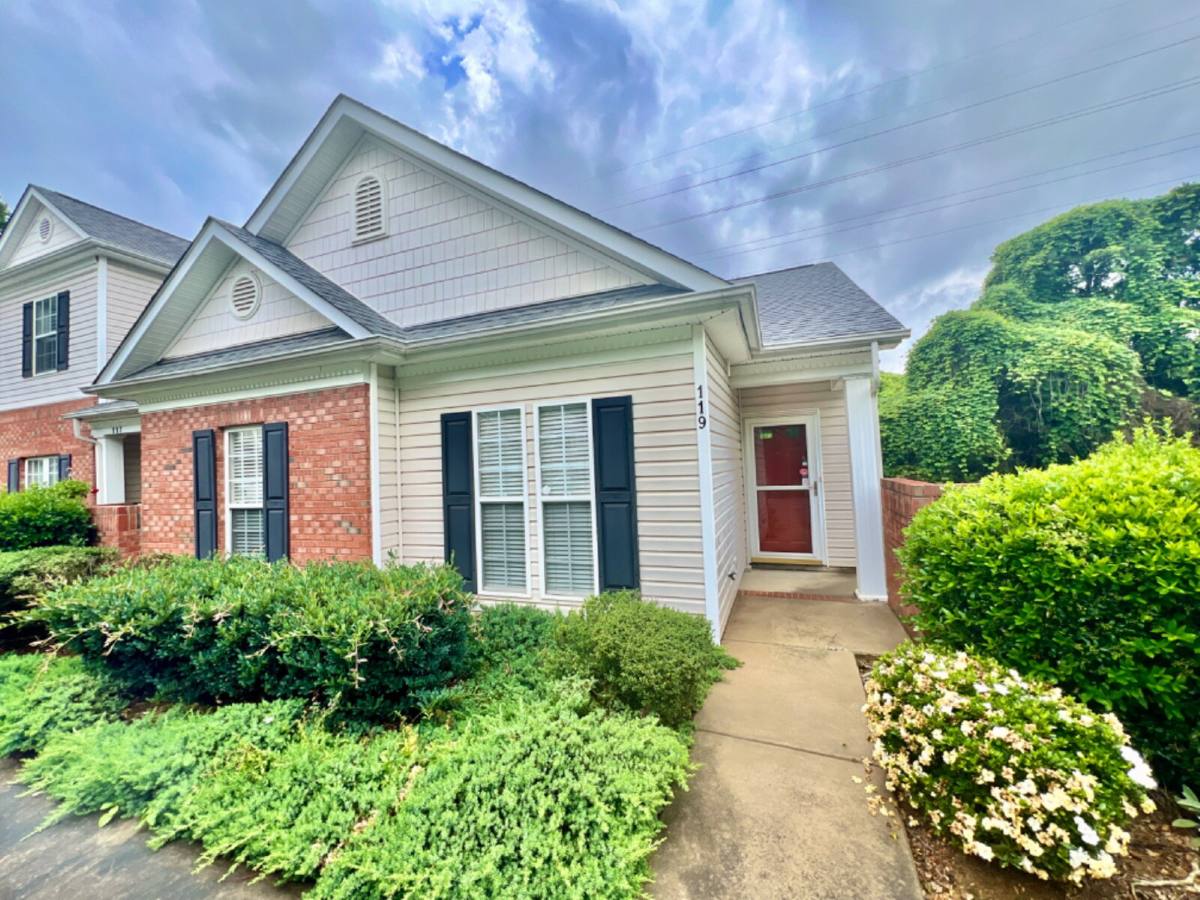 Townhouse for rent at 119 Ross Moore Ave, Charlotte, NC 28205