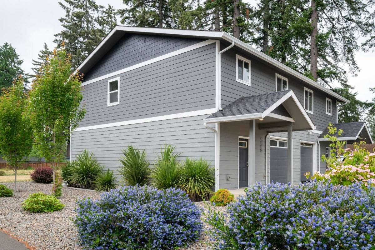 Apartment for rent at 88023 7th St, Veneta, OR 97487