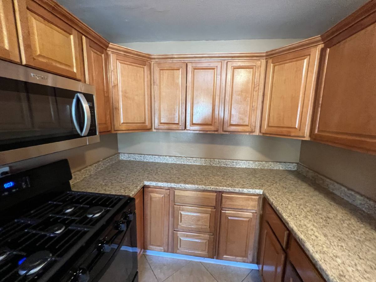 House for rent at 16510 Lakeshore Dr, Lake Elsinore, CA 92530