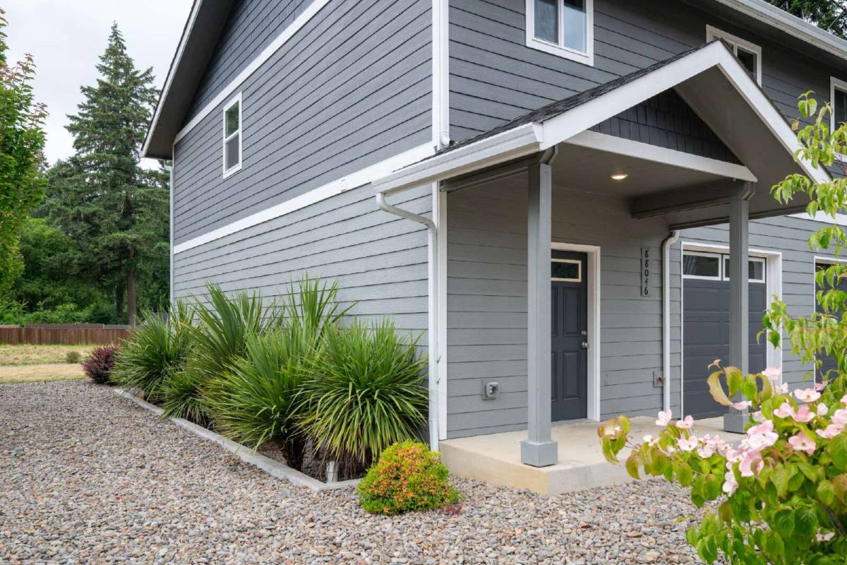 Apartment for rent at 88048 7th St, Veneta, OR 97487