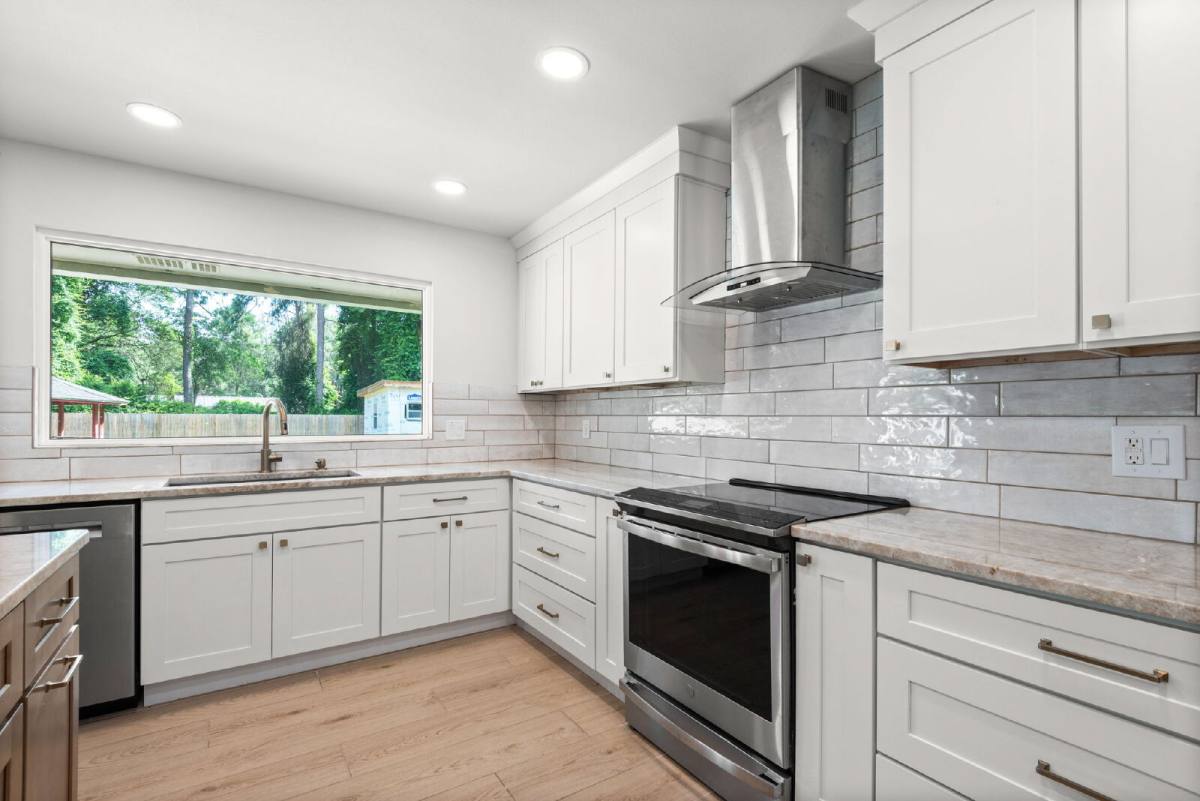 House for rent at 2507 Edgewater Dr, Niceville, FL 32578