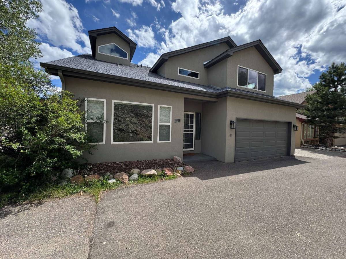 House for rent at 29291 Stagecoach Blvd, Evergreen, CO 80439