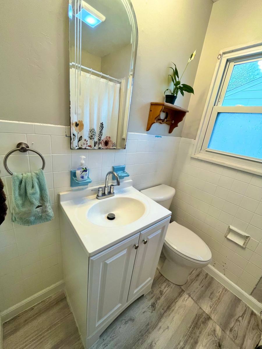 House for rent at 549 W 13th St, Indianapolis, IN 46202