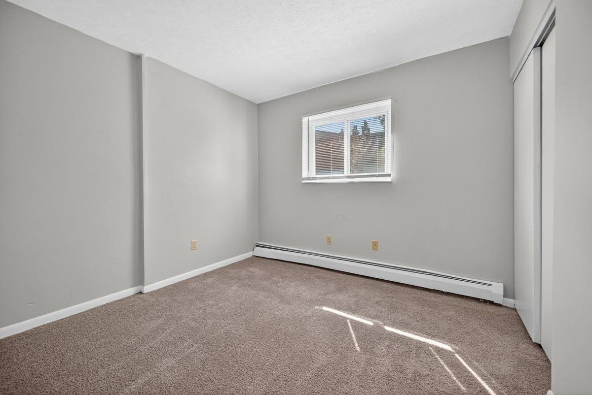 Apartment for rent at 2419 Ohio Ave, Cincinnati, OH 45219
