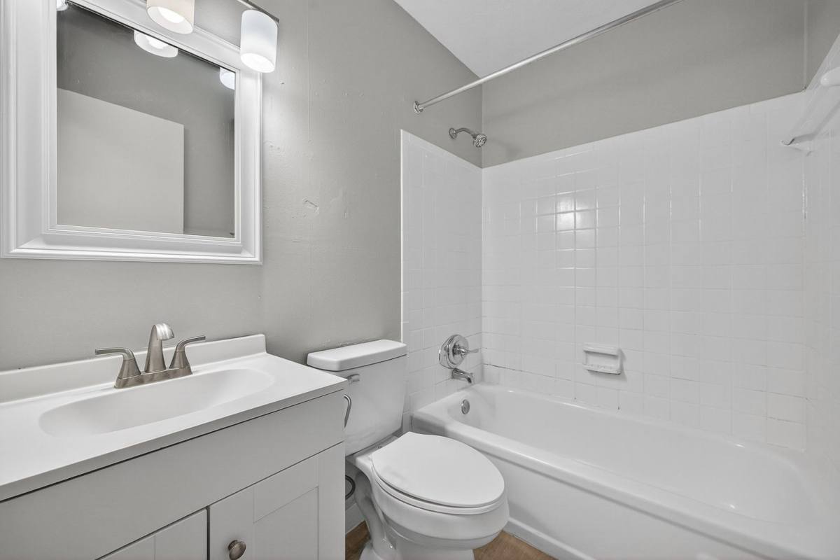 Apartment for rent at 2419 Ohio Ave, Cincinnati, OH 45219