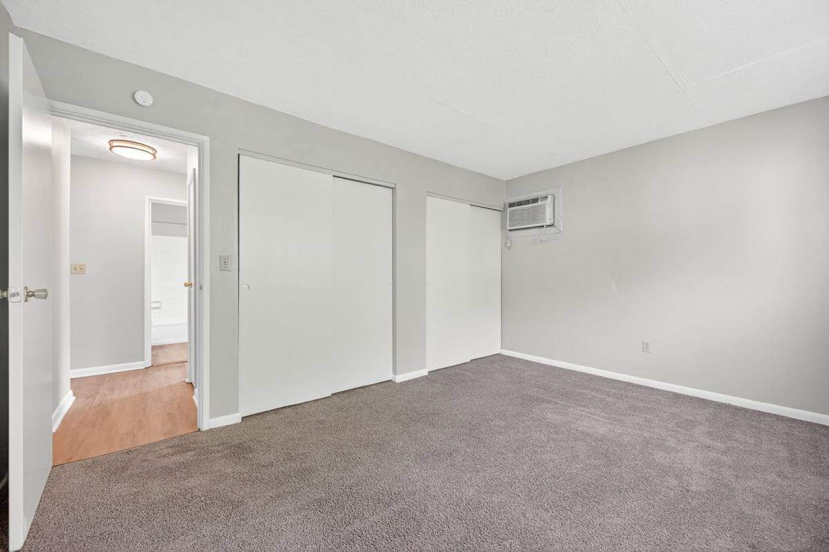 Apartment for rent at 2419 Ohio Ave, Cincinnati, OH 45219