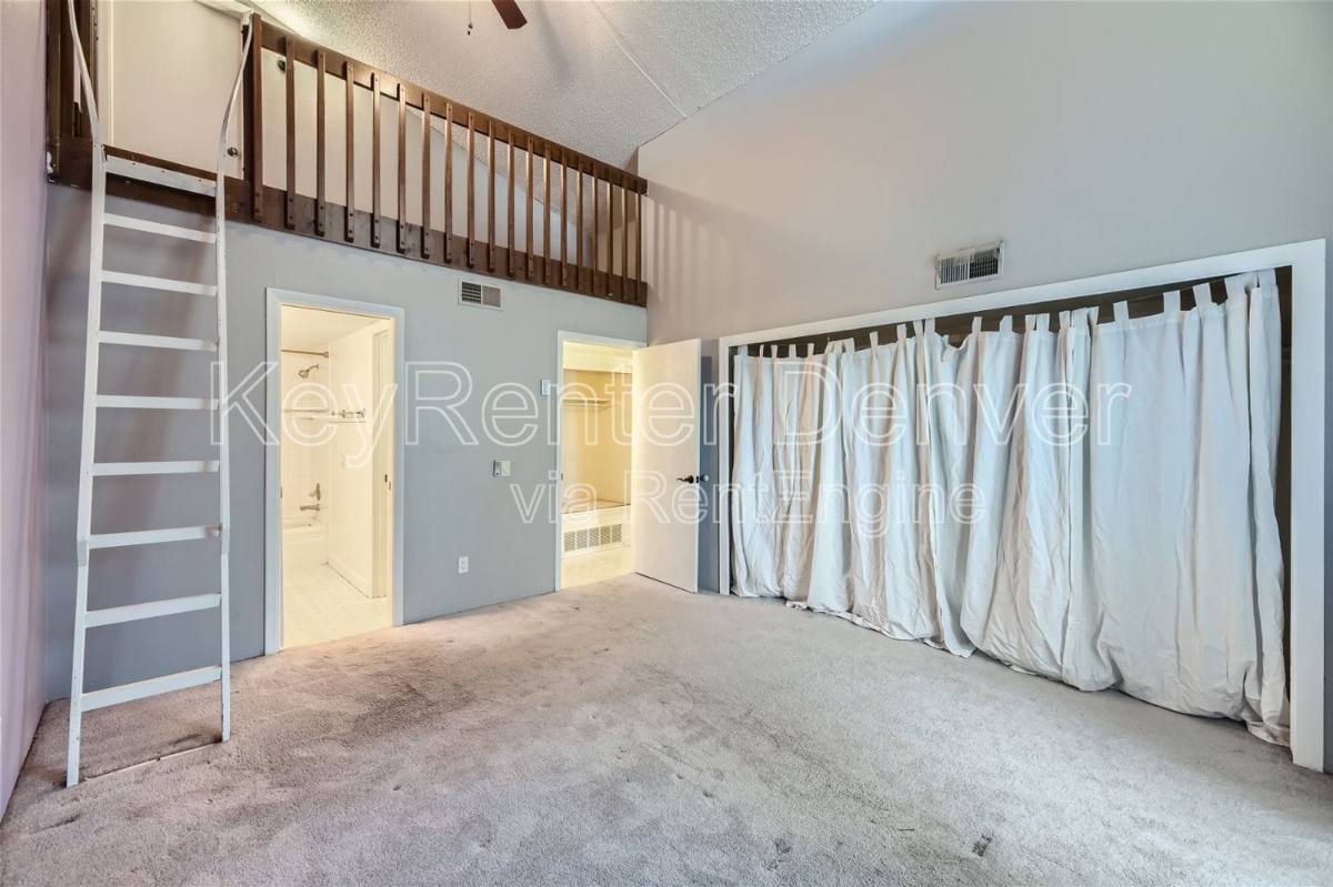 Condo for rent at 9727 E Peakview Ave #A11, Englewood, CO 80111